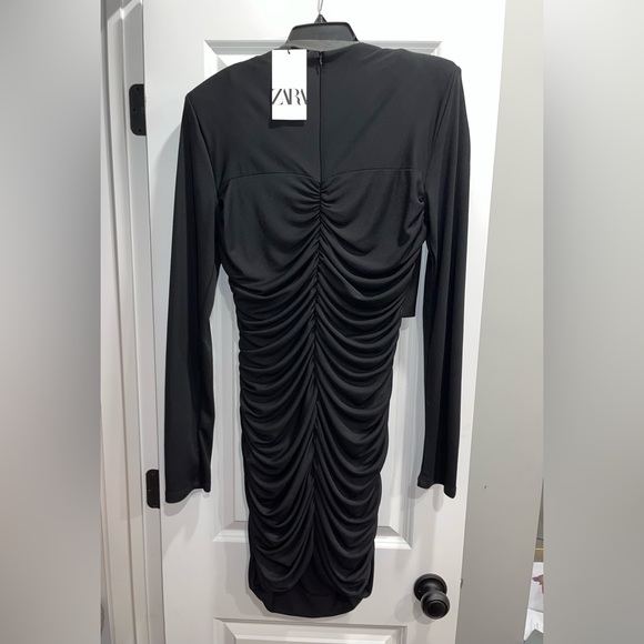 Zara Black Draped Mini Dress with Cut Out and Shoulder Pads XL Body Con Rouged - Picture 6 of 11